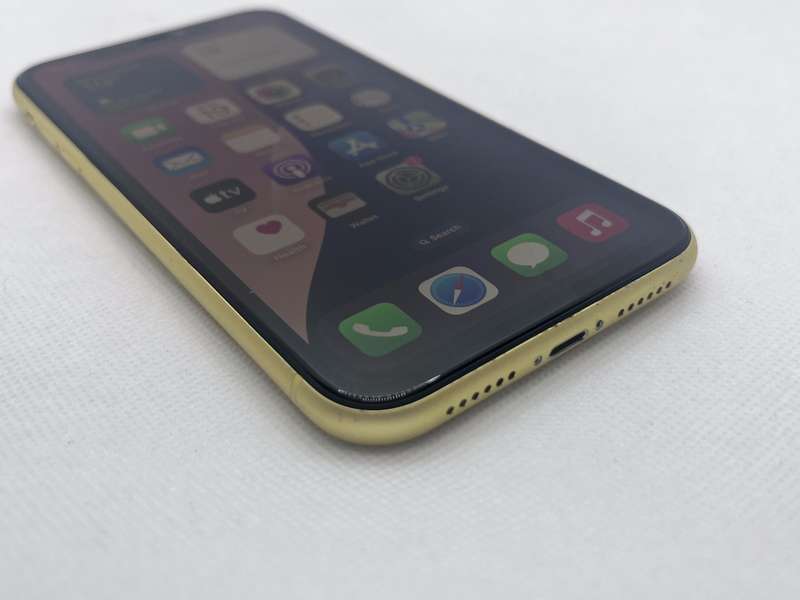iPhone 11 64GB Yellow (6 Month Warranty)