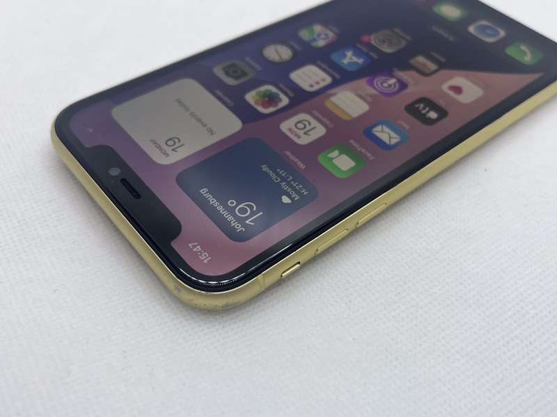 iPhone 11 64GB Yellow (6 Month Warranty)