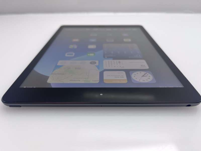 iPad 10.2" 8th Gen 32GB (Wifi only) No Touch ID| LCD Spots Space Grey (3 Month Warranty)