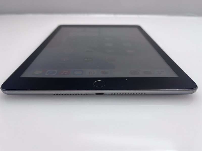 iPad 9.7" 6th Gen 32GB (Wifi/Cellular) No Touch ID Space Grey (3 Month Warranty)