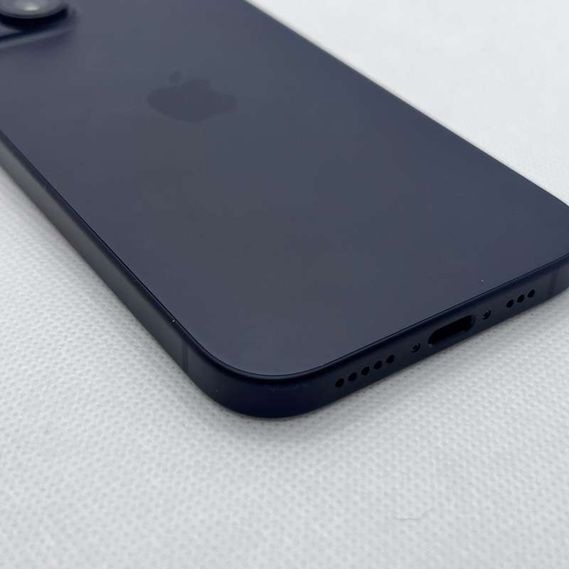 iPhone 15 128GB Black (12 Month Warranty)  Mint Condition