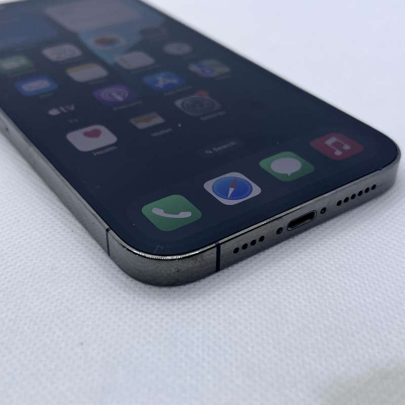 iPhone 13 Pro Max 256GB Graphite (12 Month Warranty) + Cover + Screen Protector Bundle Value R400