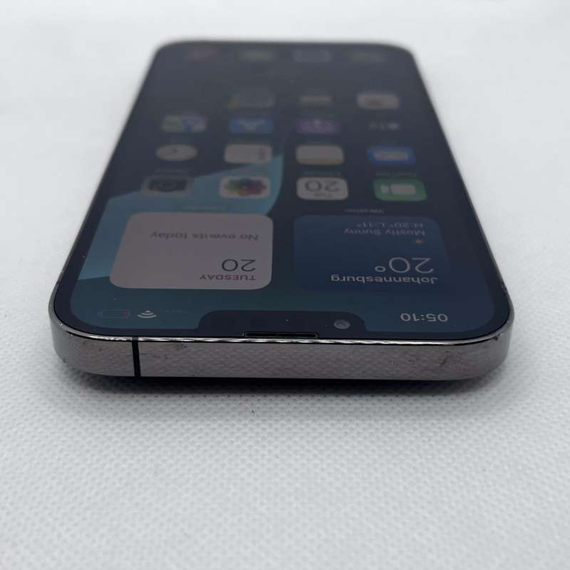 iPhone 13 Pro Max 256GB Graphite (12 Month Warranty) + Cover + Screen Protector Bundle Value R400