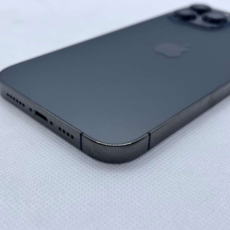 iPhone 13 Pro Max 256GB Graphite (12 Month Warranty) + Cover + Screen Protector Bundle Value R400