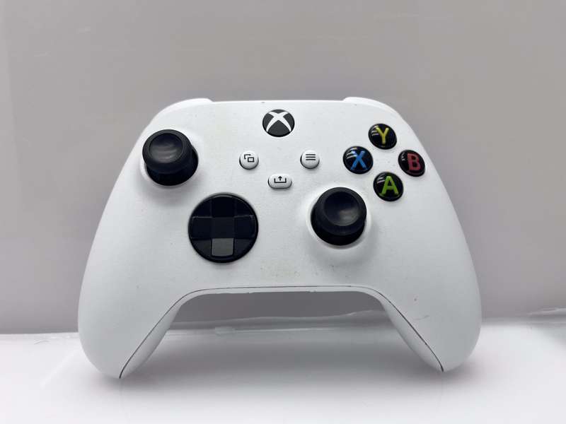 Xbox Series S 500GB White + HDMI Cable + Power Cable  + Controller (3 Month Warranty)