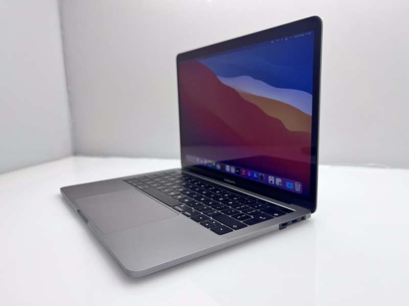 Macbook Pro 13-inch Core i5" (2017) 8GB RAM 512GB SSD Space Grey (6 Month Warranty)