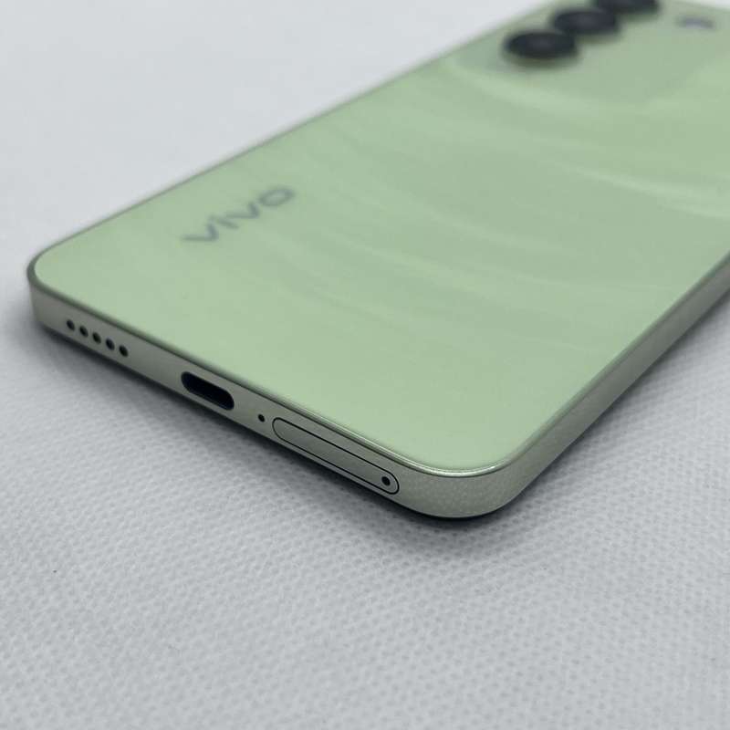 Vivo Y100 256GB Breeze Green (3 Month Warranty)- Mint Condition