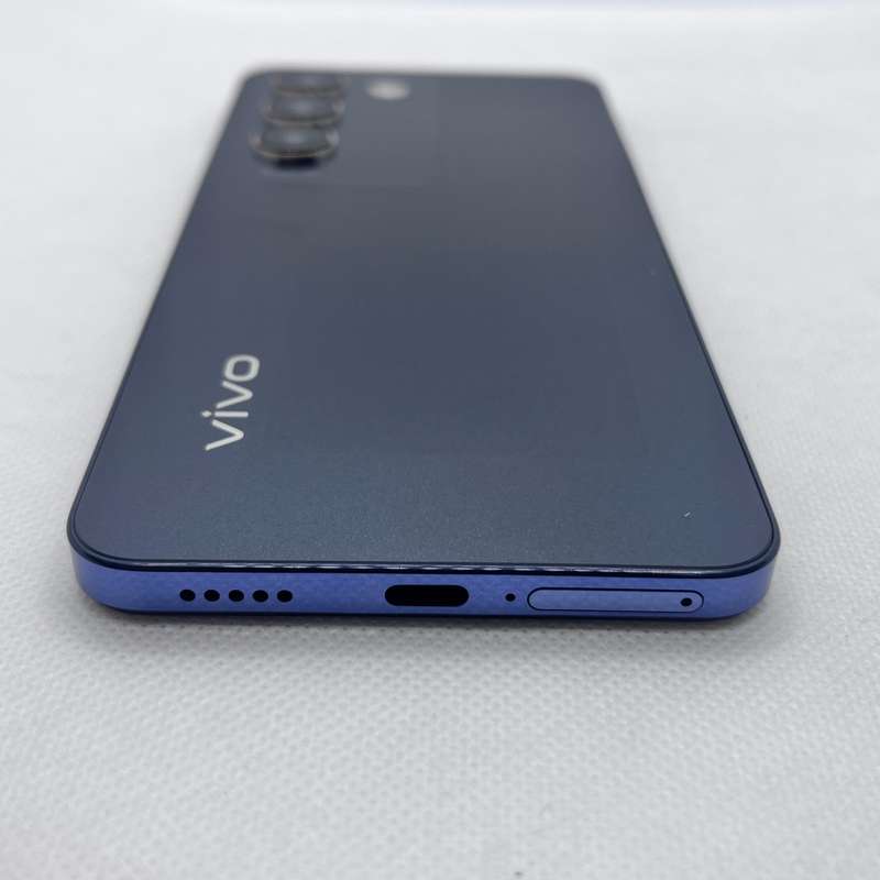 Vivo Y100 256GB Crystal Black (3 Month Warranty)- Mint Condition