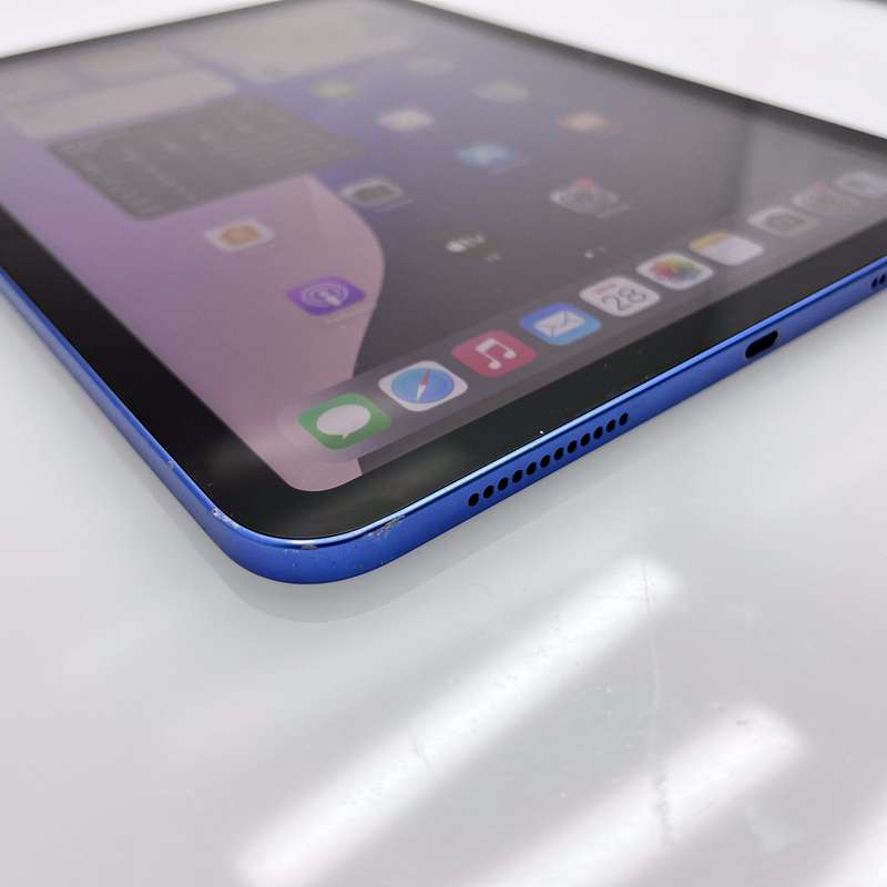 iPad 10.9" 10th Gen (Wifi Only) 64GB Damaged Power Button Blue (6 Month Warranty)