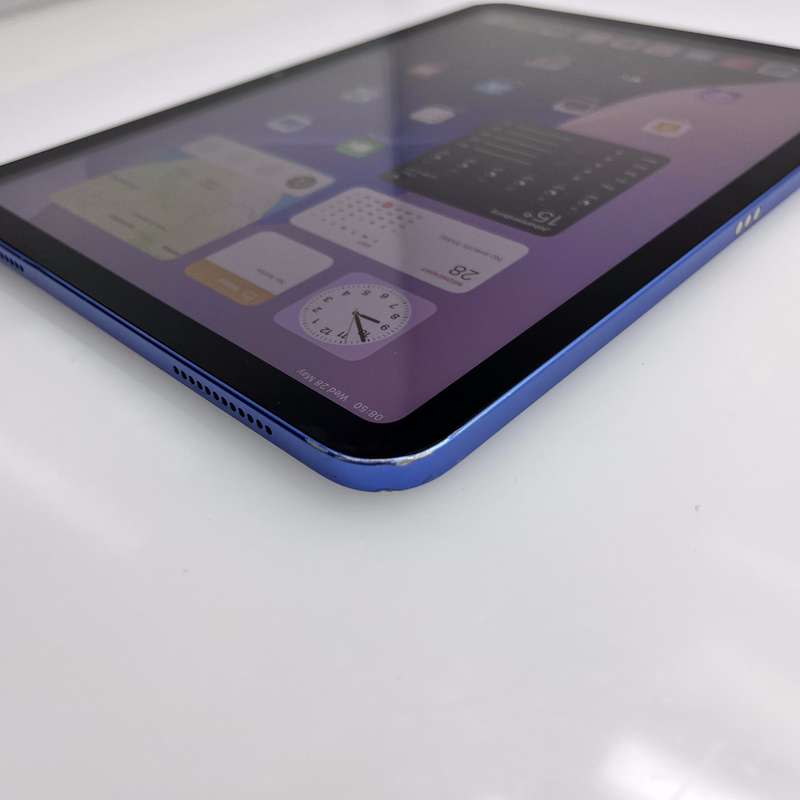 iPad 10.9" 10th Gen (Wifi Only) 64GB Damaged Power Button Blue (6 Month Warranty)