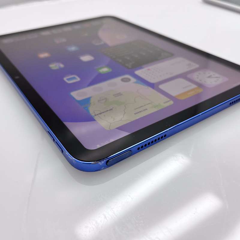 iPad 10.9" 10th Gen (Wifi Only) 64GB Damaged Power Button Blue (6 Month Warranty)