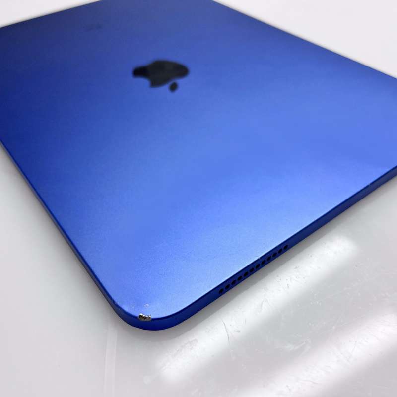 iPad 10.9" 10th Gen (Wifi Only) 64GB Damaged Power Button Blue (6 Month Warranty)