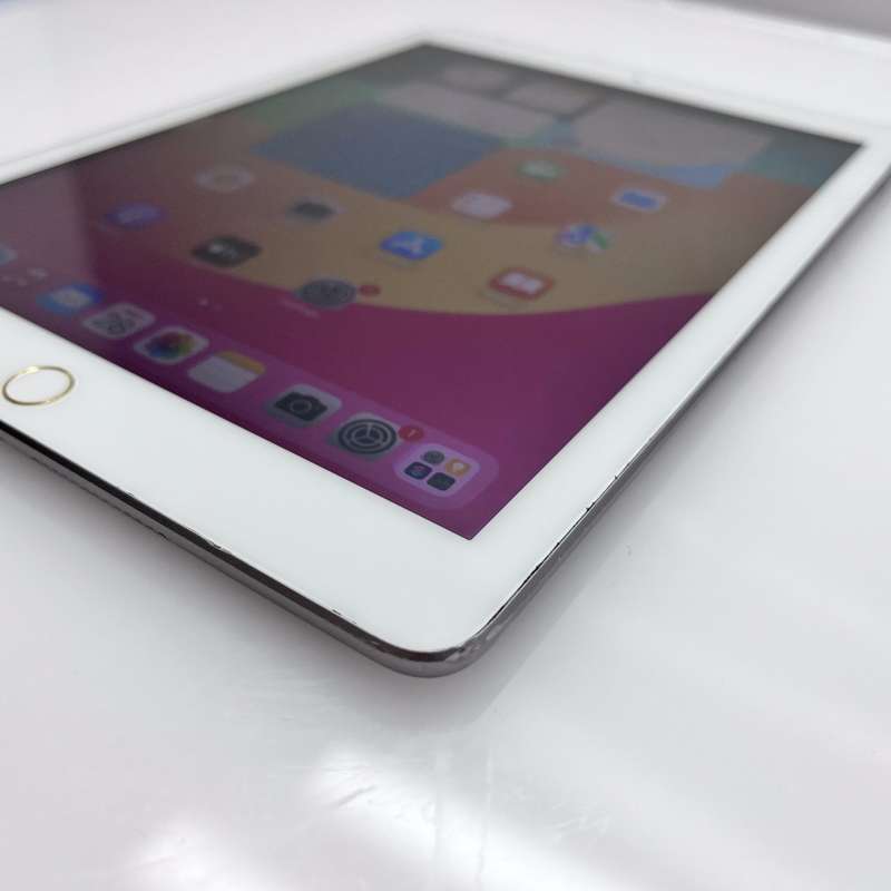 iPad 9.7" 6th Gen (Wifi/ Cellular) 128GB No Touch ID Space Grey