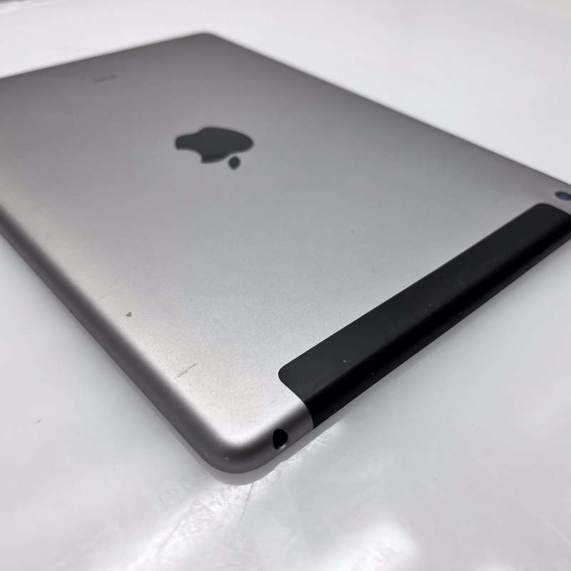 iPad 9.7" 6th Gen (Wifi/ Cellular) 128GB No Touch ID Space Grey