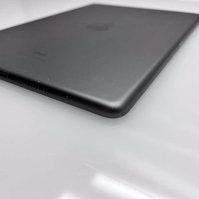 iPad 10.2 8th Gen (Wifi Only) No Touch ID And Bent Casing Space Grey (3 Month Warranty)