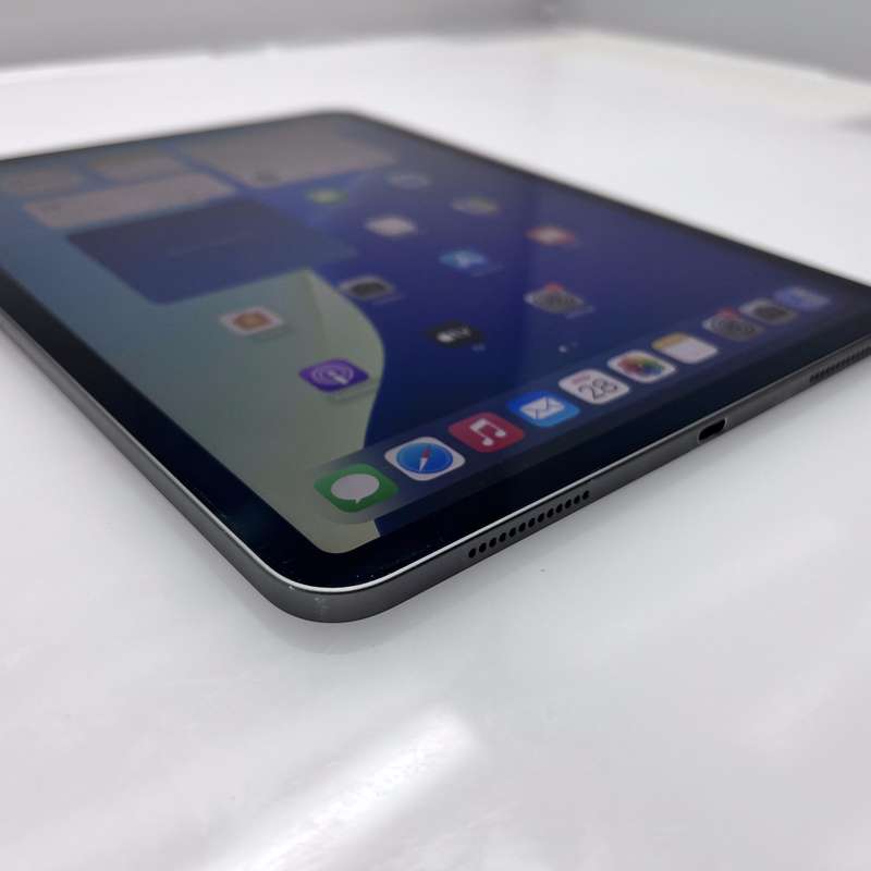 iPad Pro 11" (Wifi only 2nd Gen) 256GB Space Grey (6 Month Warranty)