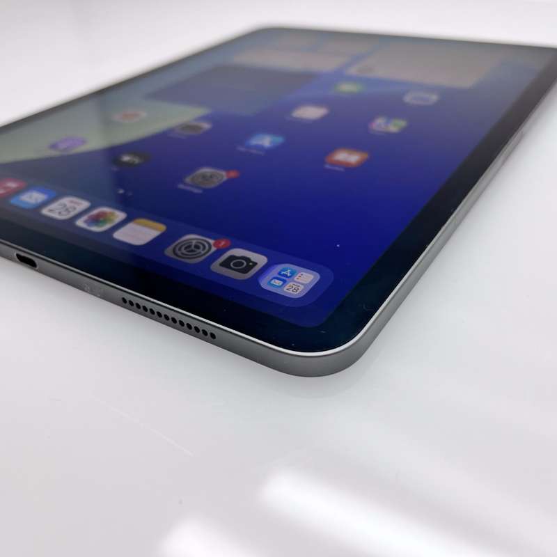 iPad Pro 11" (Wifi only 2nd Gen) 256GB Space Grey (6 Month Warranty)