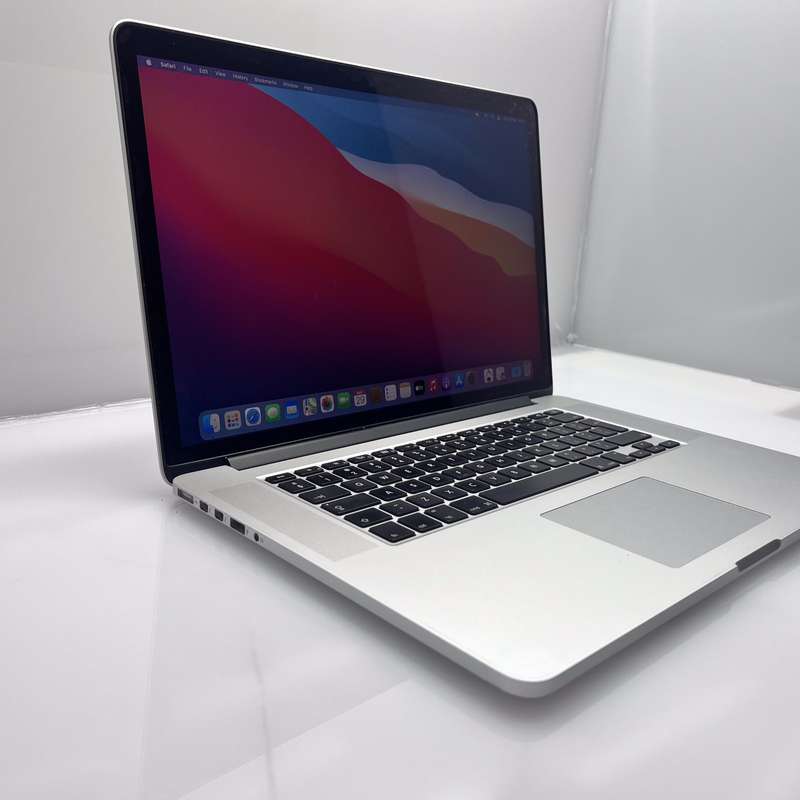 MacBook Pro "Core i7" 15-Inch 8GB RAM 256GB SSD (Late 2013) Silver
