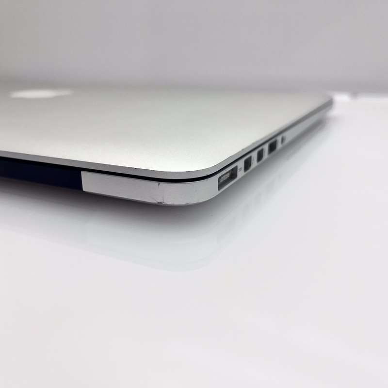 MacBook Pro "Core i7" 15-Inch 8GB RAM 256GB SSD (Late 2013) Silver