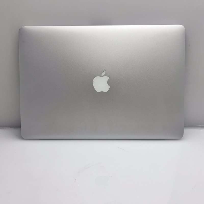 MacBook Pro "Core i7" 15-Inch 8GB RAM 256GB SSD (Late 2013) Silver