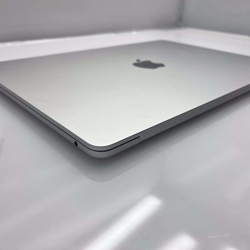 MacBook Air "M2" 15-Inch 8CPU/10GPU 8GB RAM 512GB SSD Silver (12 Month Warranty)