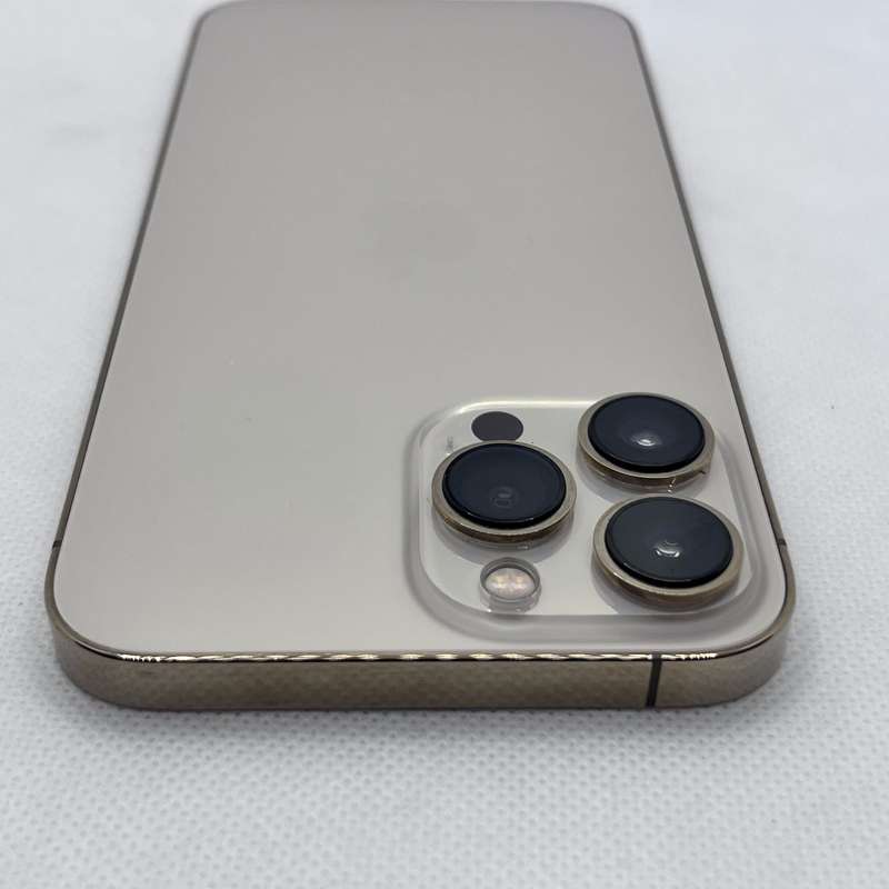 iPhone 13 Pro Max 512GB Gold (12 Month Warranty) + Cover And Screen Protector Bundle Value: R400