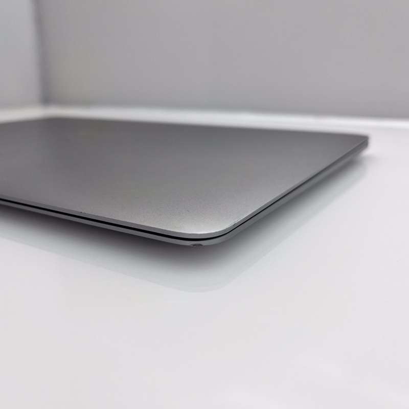 MacBook "Core i5" 12-Inch (2017) 8GB RAM 512GB SSD Faulty Battery Silver