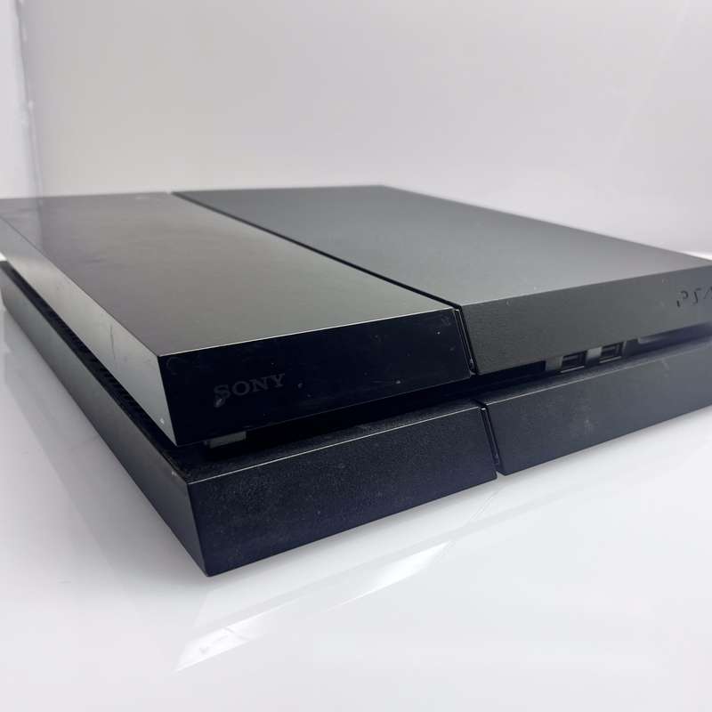 Playstation 4 1TB SSD Black + HDMI Cable + Charger + 1 Controller