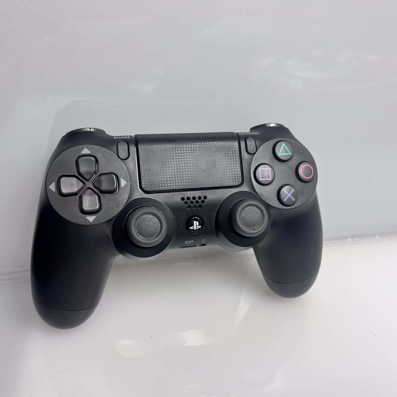 Playstation 4 1TB SSD Black + HDMI Cable + Charger + 1 Controller