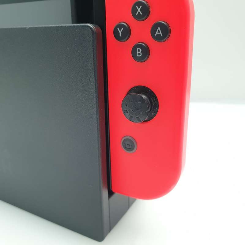 Nintendo Switch 32GB Black + 2 Joy-Con Controllers + Pro Controller (3 Month Warranty)