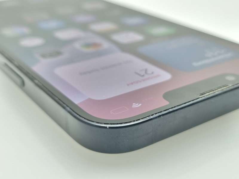 iPhone 13 128GB Midnight (6 Month Warranty)