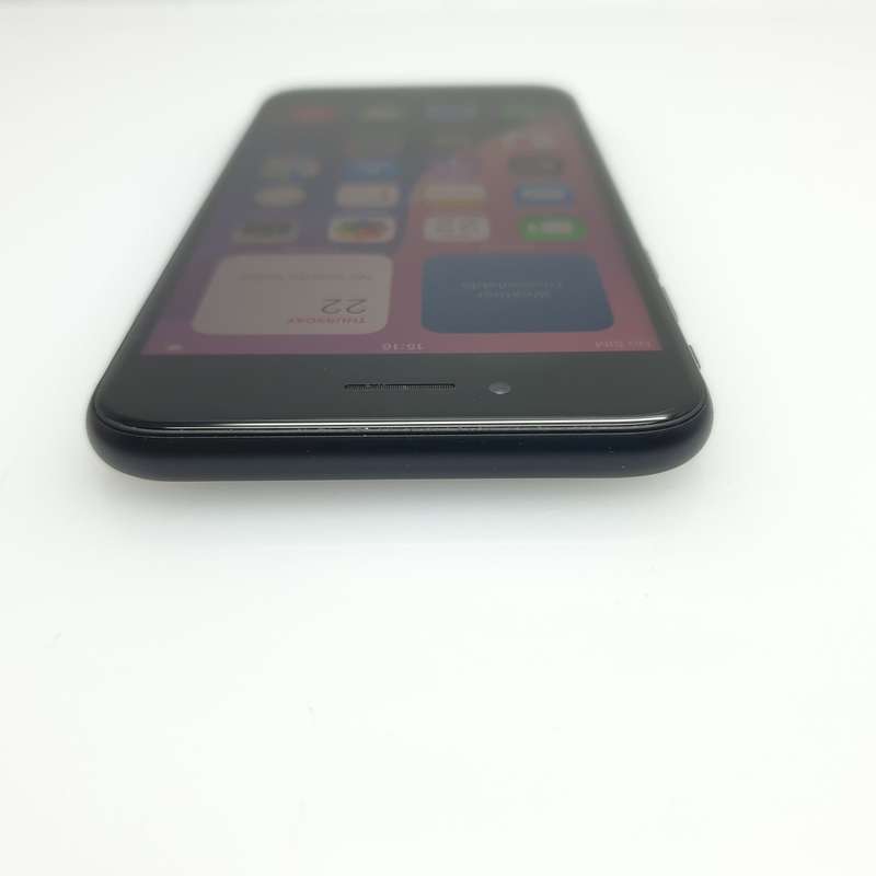 iPhone SE 2020 64GB Black (3 Month Warranty)