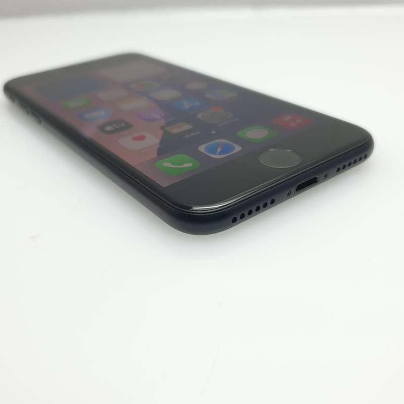 iPhone SE 2020 64GB Black (3 Month Warranty)