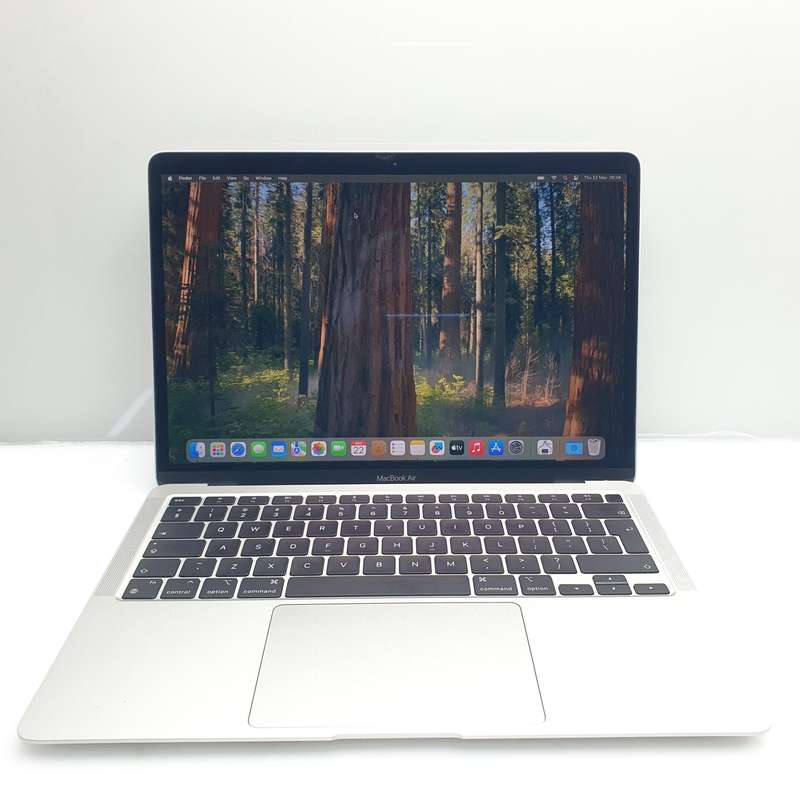 MacBook Air 13-Inch "M1" 8CPU/7GPU (2020) 8GB RAM 256GB SSD Silver/Space Gray (12 Month Warranty)