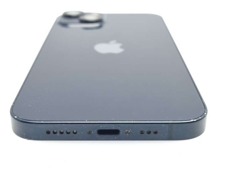 iPhone 13 128GB Midnight (6 Month Warranty) + Screen Protector Bundle Value: R200