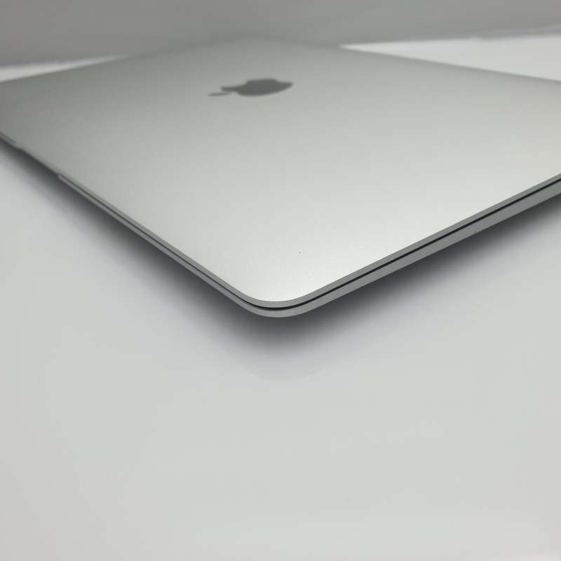 MacBook Air 13-Inch "M1" 8CPU/7GPU (2020) 8GB RAM 256GB SSD Silver/Space Gray (12 Month Warranty)