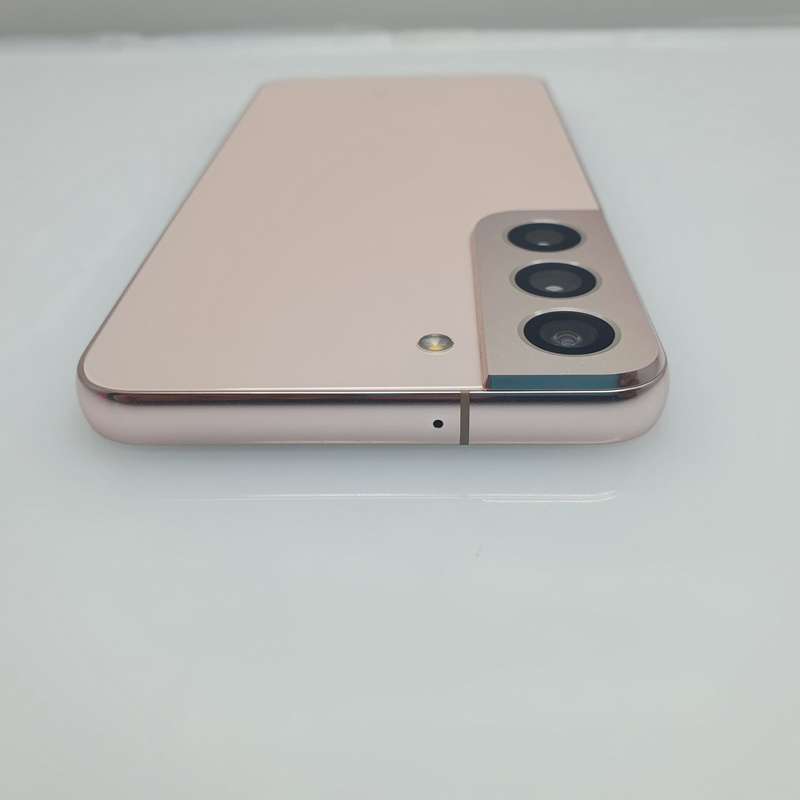 Samsung Galaxy S22 256GB Dual Sim Pink Gold (3 Month Warranty) + Cover Bundle Value: R200