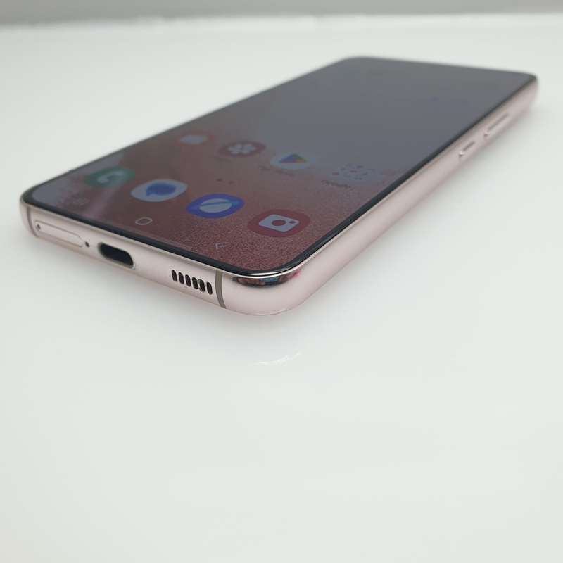 Samsung Galaxy S22 256GB Dual Sim Pink Gold (3 Month Warranty) + Cover Bundle Value: R200