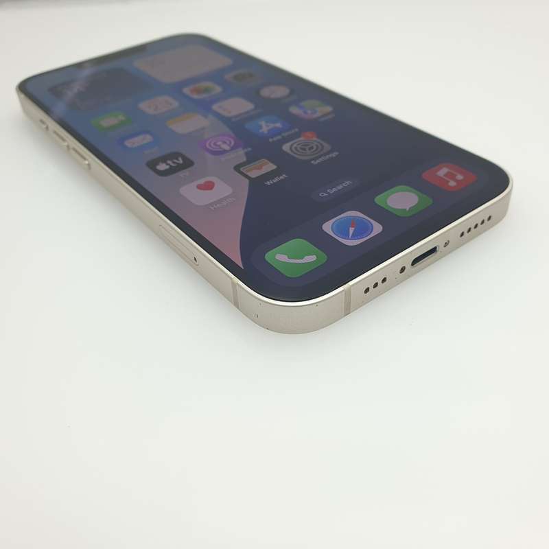 iPhone 13 256GB Starlight (6 Month Warranty) + Screen Protector Bundle Value: R200