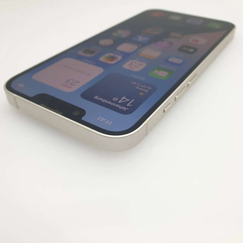 iPhone 13 256GB Starlight (6 Month Warranty) + Screen Protector Bundle Value: R200
