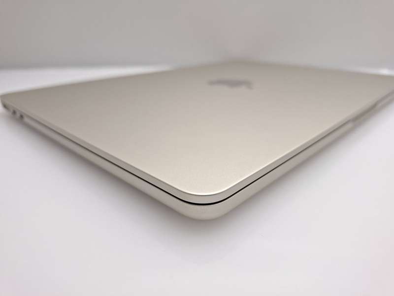 MacBook Air 13-Inch "M3" 8 CPU/ 10 GPU (2024) 8GB RAM 512GB SSD Starlight (12 Month Warranty)