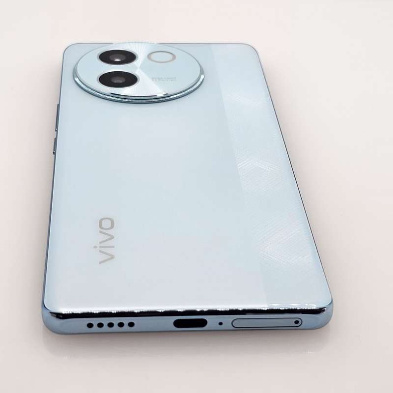 Vivo V30e 256GB Minor LCD Burn Green (6 Month Warranty)