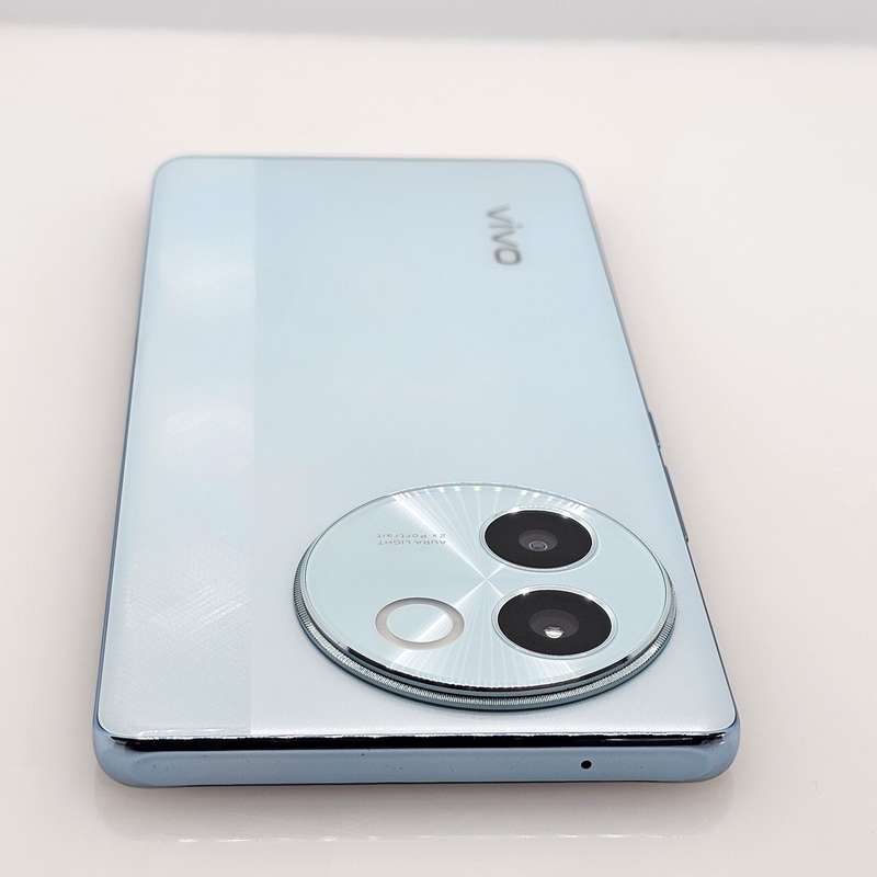 Vivo V30e 256GB Minor LCD Burn Green (6 Month Warranty)