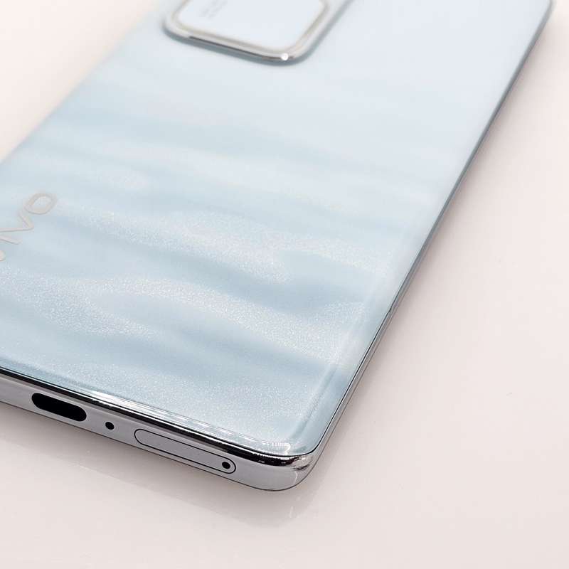 Vivo V30 512GB Dual Sim Minor LCD Burn Aqua (6 Month Warranty)