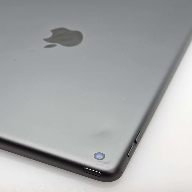 iPad 10.2 9th Gen (WiFi Only) No Touch ID 256GB Space Gray
