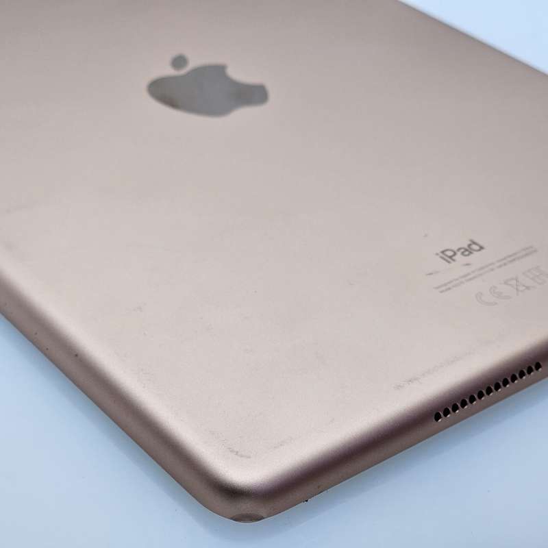 iPad 10.2 8th Gen 32GB (Wifi Only) No Touch ID And Bright Spots Rose Gold