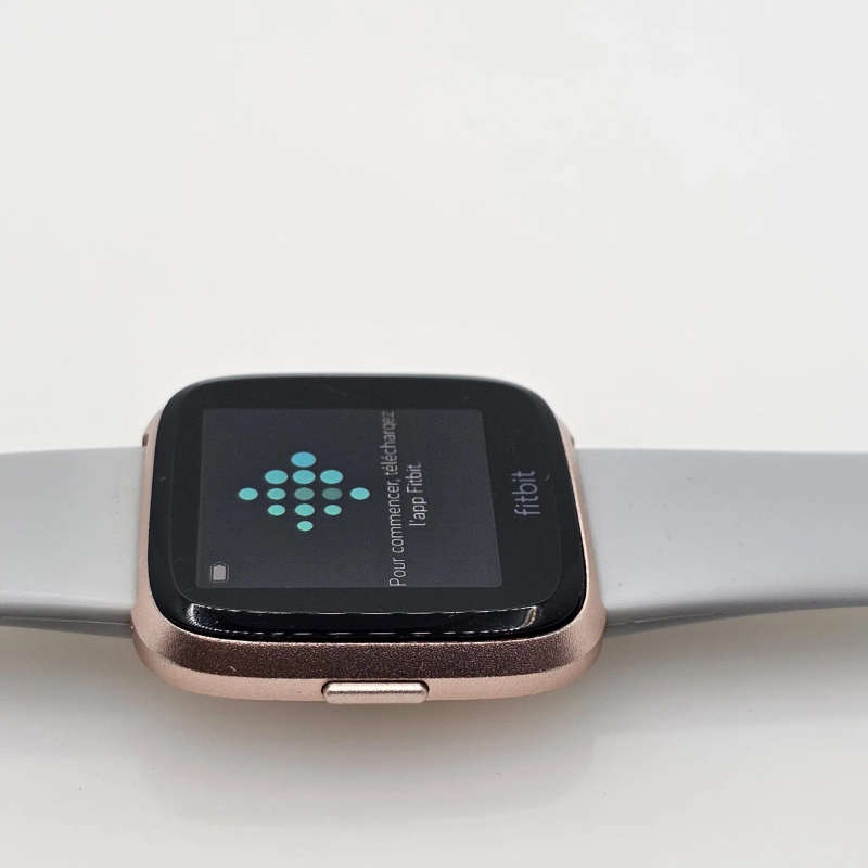 Fitbit Versa Pink - With Silver Straps