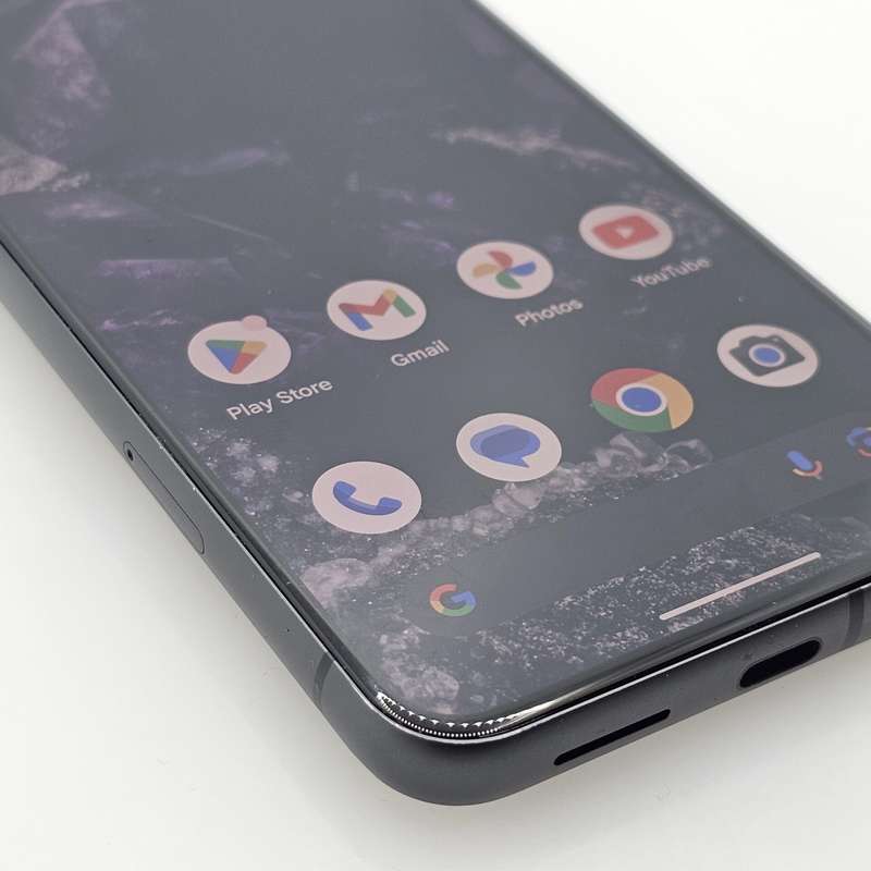 Google Pixel 8 128GB Dual Sim Obsidian (6 Month Warranty) + Cover Bundle Value: R200