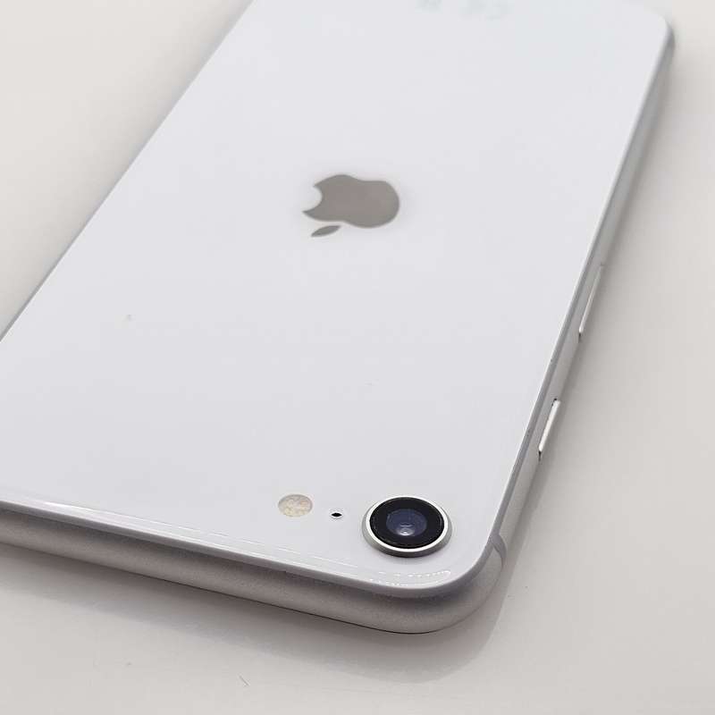 iPhone SE 2020 64GB White (3 Month Warranty)