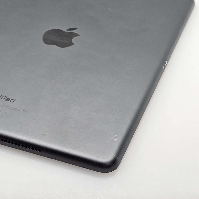 iPad 10.2 9th Gen 64GB (Wifi Only) No Touch ID Space Gray